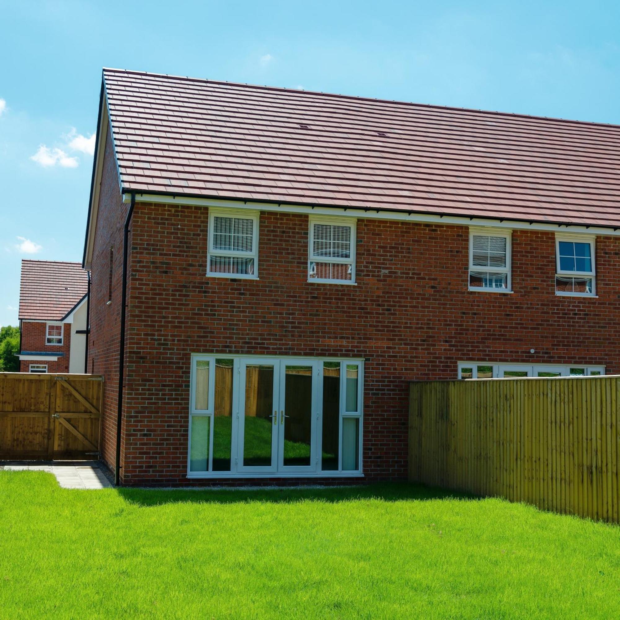 Spacious New Build By Our Short With Free Parking And Tv In Each Bedroom Apartment Macclesfield